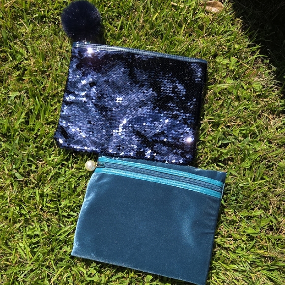 Ulta Sequin and Velvet Pouch Set - Picture 1 of 11